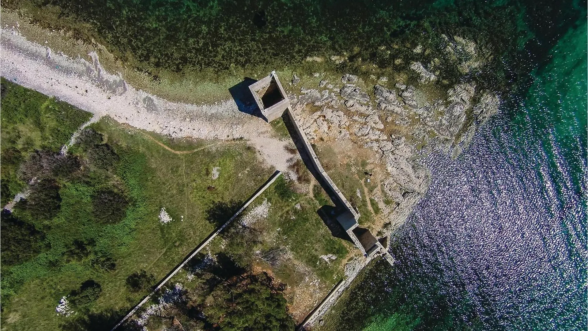 2 Bedroom Gorgeous Apartment In Vir Croatia